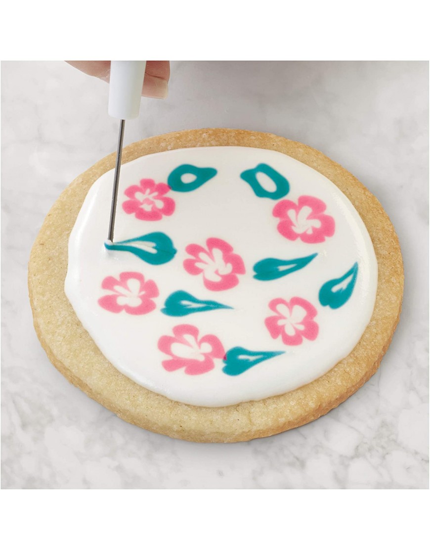 Wilton Sugar Cookie Decorating Kit 15-Piece Tool Set Meringue Powder Icing Colors and Decorating Bottle