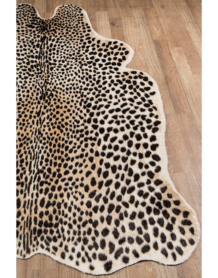 Erin Gates by Momeni Acadia Cheetah Multi Faux Hide Area Rug 5'3 X 7'10